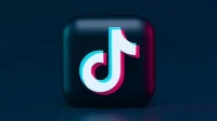 Panduan Aktivasi Mode Gelap pada Aplikasi TikTok, Fokus pada Perangkat iOS dan Komputer Panduan Aktivasi Mode Gelap pada Aplikasi TikTok, Fokus pada Perangkat iOS dan Komputer