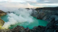 Daya Tarik Wisata Kawah Ijen Daya Tarik Wisata Kawah Ijen