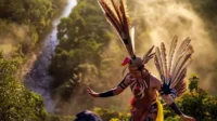 Fakta Menarik tentang Suku Dayak Kalimantan yang Wajib Diketahui Fakta Menarik tentang Suku Dayak Kalimantan yang Wajib Diketahui