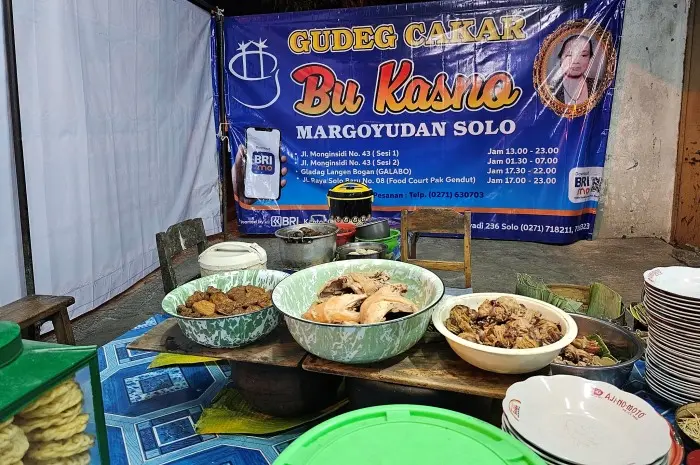 Wisata Kuliner di Solo dengan Cita Rasa Khas yang Menggugah Selera Wisata Kuliner di Solo dengan Cita Rasa Khas yang Menggugah Selera